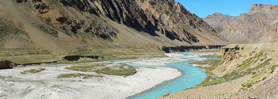Land of Ladakh Tour