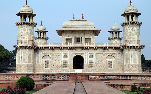 Itmad-Ud-Daulah Tomb, Agra