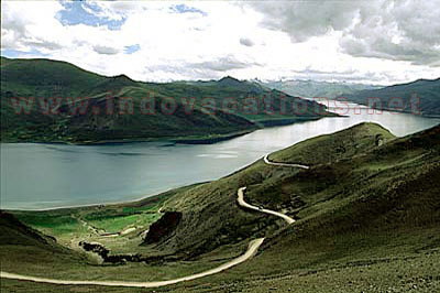 Tibet Tour Yamdrok Tso